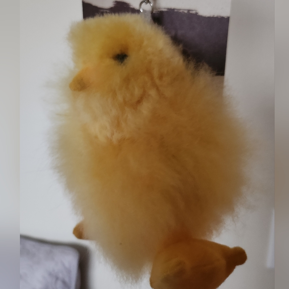 100% Alpaca Wool Chick Keychain - Yellow - Picture 6 of 9